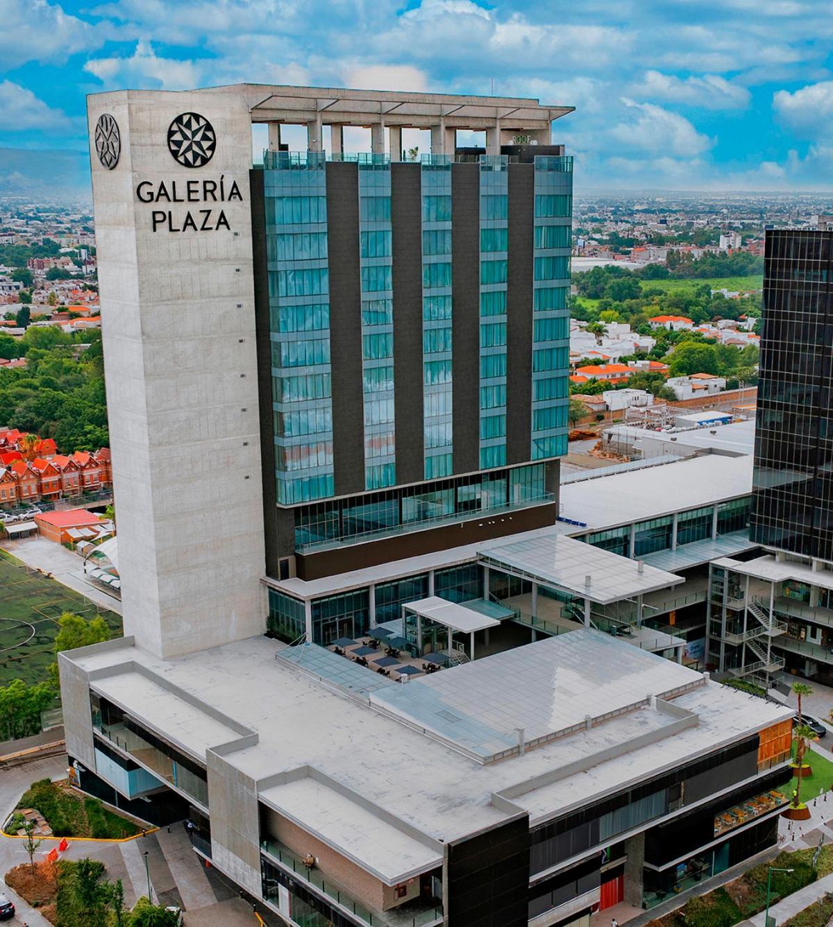 Galeria Plaza Leon Hotel Екстериор снимка