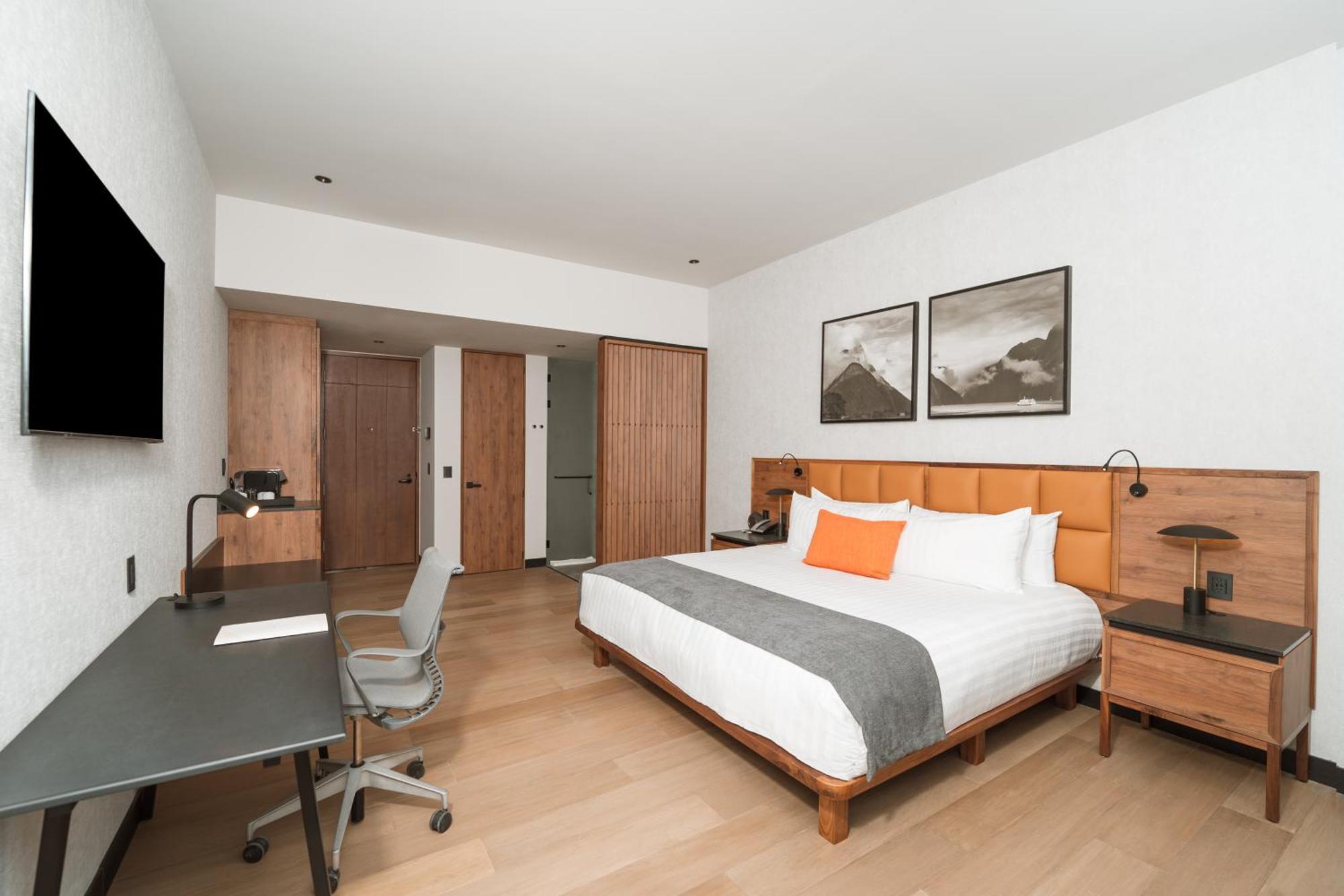 Galeria Plaza Leon Hotel Екстериор снимка